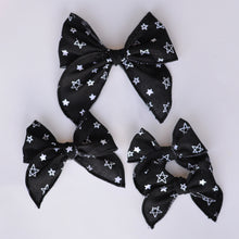 Load image into Gallery viewer, Spooky Star Bow (Availble in 3&quot; Pigtail Set, 4&quot; and 5&quot;)
