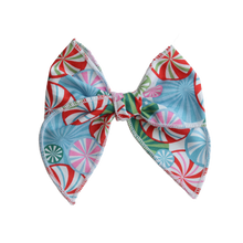 Load image into Gallery viewer, Peppermint Hairbow (Available in 5&quot;, 4&quot; and 3&quot; pigtail sets)
