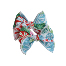Load image into Gallery viewer, Peppermint Hairbow (Available in 5&quot;, 4&quot; and 3&quot; pigtail sets)
