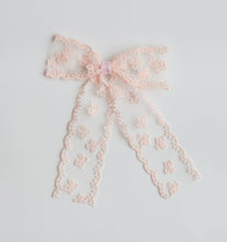 Load image into Gallery viewer, Glinda Bow
