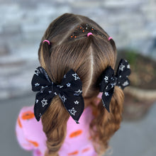 Load image into Gallery viewer, Spooky Star Bow (Availble in 3&quot; Pigtail Set, 4&quot; and 5&quot;)

