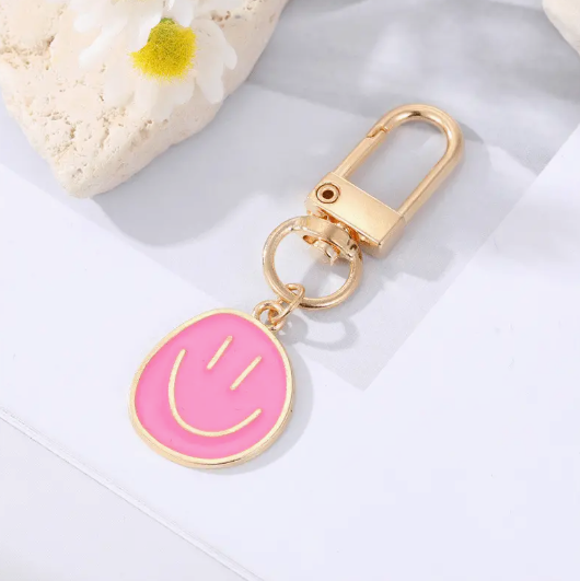 Smiley Keychain (2 colors)