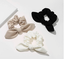 Load image into Gallery viewer, Ribbed Scrunchie Set (Multi color or Neutral)
