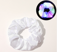 Load image into Gallery viewer, Light Up Scrunchie
